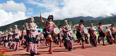 舞臺(tái)民族服裝有哪些種類(lèi)？